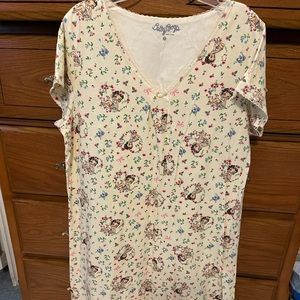 Betty boop yellow night shirt excellent condition